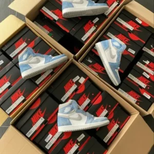 Wholesale Nike shoes bulk pallets